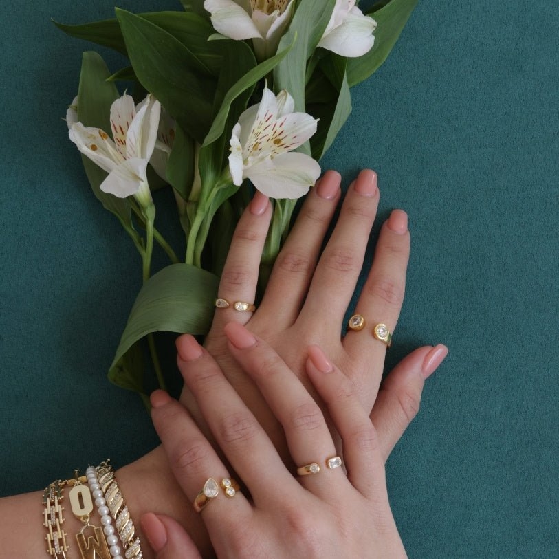 THE CONTOUR RING - Decollective -  - 